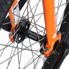 close up hub and cranks